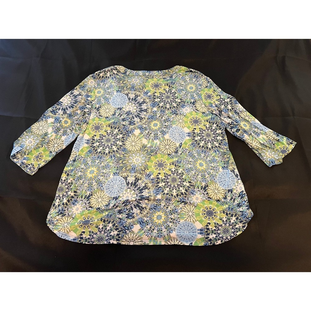 Links Blouse 1X Blue Green Kaleidoscope Floral Medallion 3/4 Sleeve Pleated Top - Picture 6 of 7